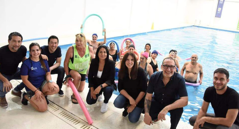 Leo Nardini, Noe Correa y Luis Vivona, realizaron la reapertura del Gimnasio Municipal de Malvinas Argentinas