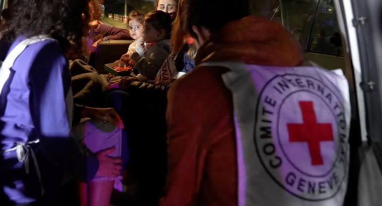 Las rehenes argentinas liberadas por Hamás. Foto: Reuters.