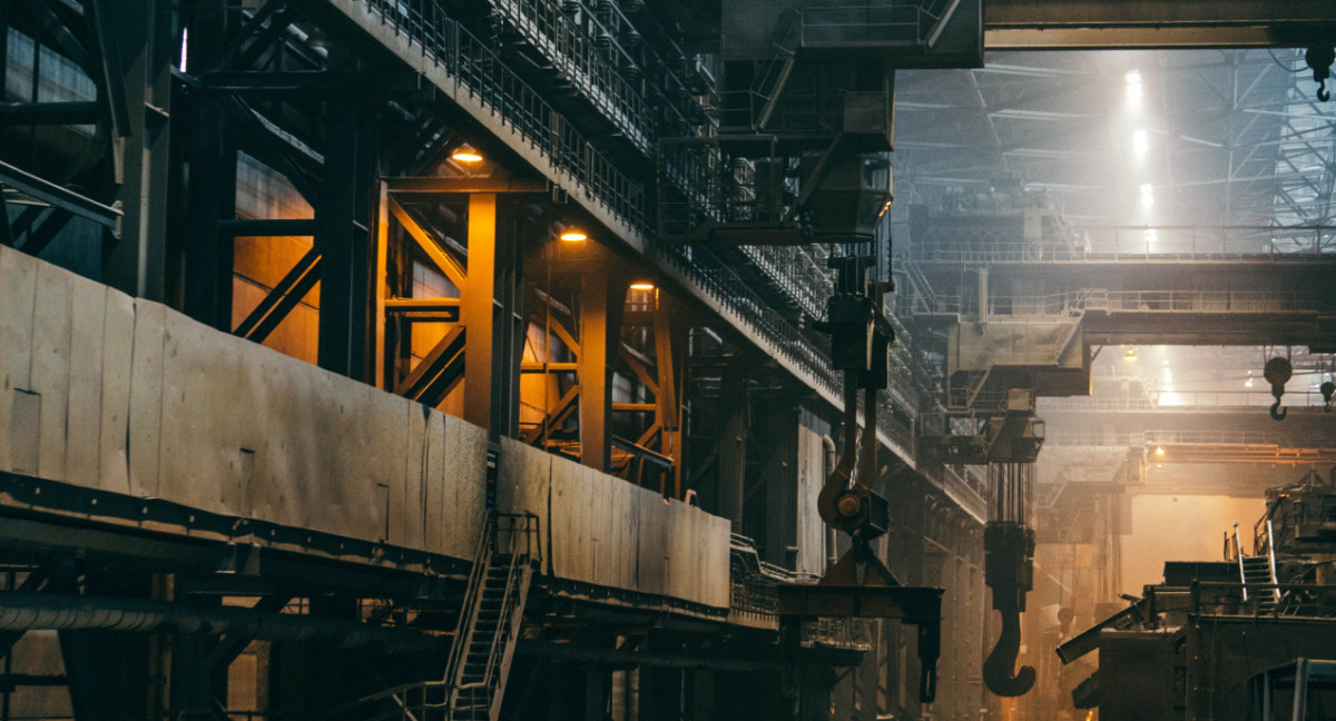 Industria. Foto Unsplash.