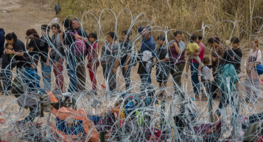 El alambra de púas que custodia la frontera de Texas. Foto: Reuters.