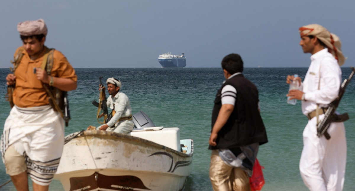 Hutíes del Yemen en el mar Rojo. Foto: Reuters