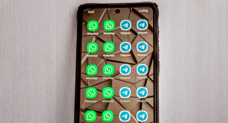 Telegram vs. whatsapp la batalla de mensajería instantánea - fuente: unsplash