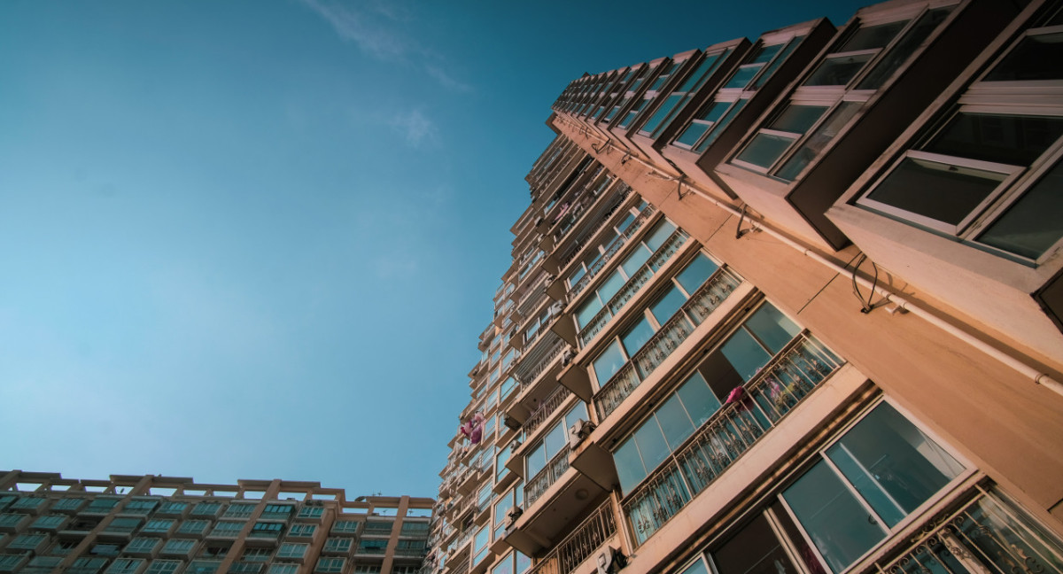 Un hombre fue condenado a muerte en China por tirar ladrillos desde un edificio. Foto: Unsplash