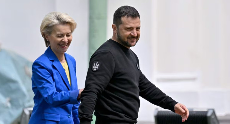 Ursula von der Leyen y Zelenski. Foto: EFE