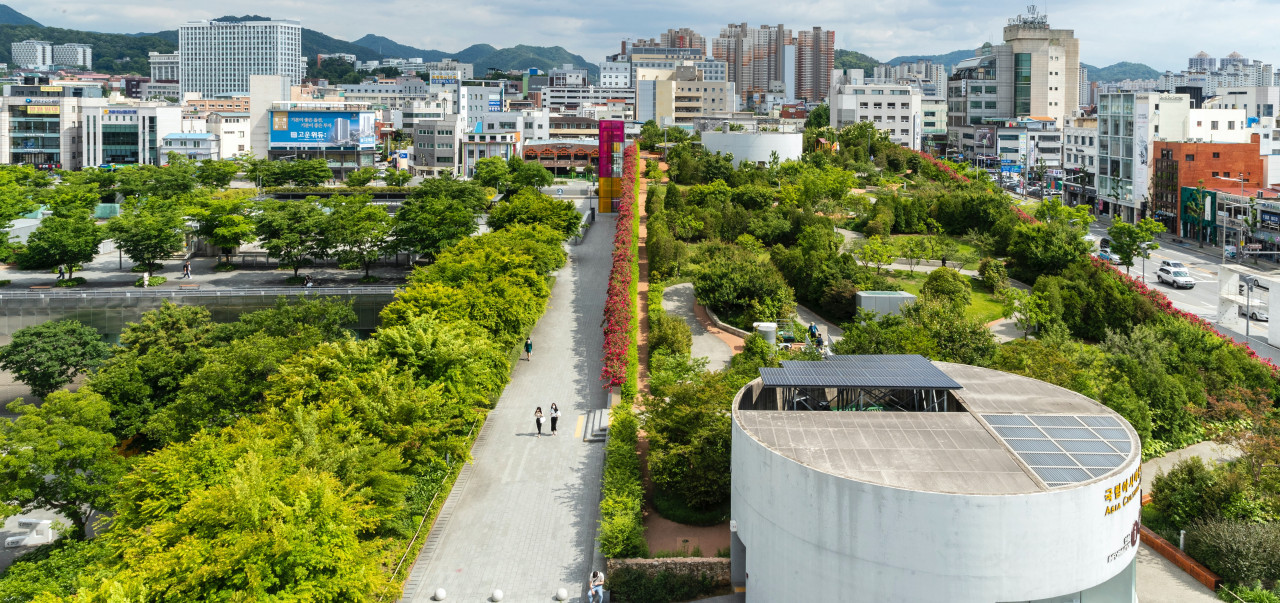 Ciudades inteligentes, sostenibles y verdes. Foto: Unsplash.