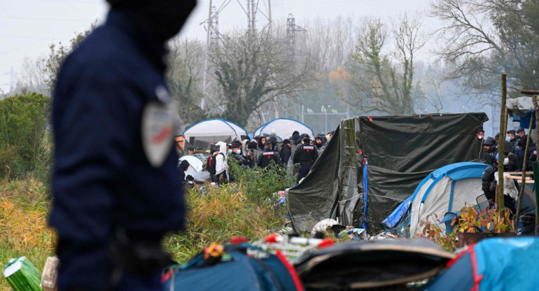 Migrantes en Francia. Foto: EFE