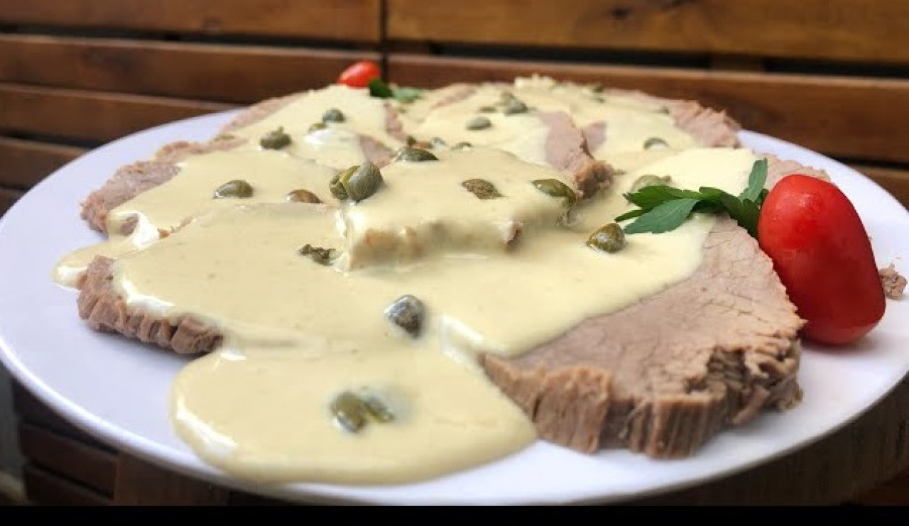 Vitel Toné. Foto: Youtube, La Casita Cocina