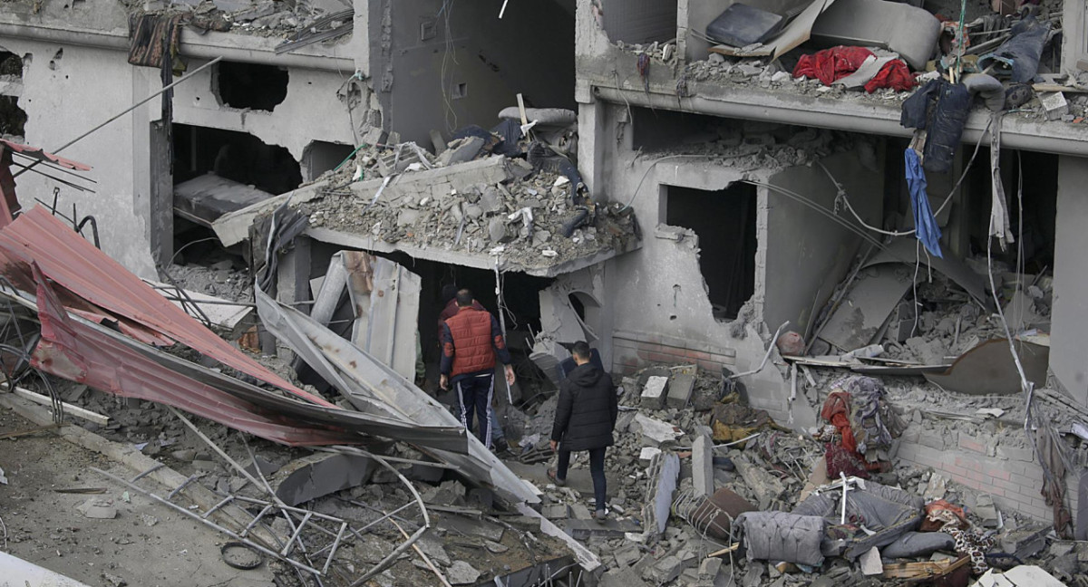 Ataque israelí en el campo de refugiados de Al Maghazi, Gaza. Foto: EFE