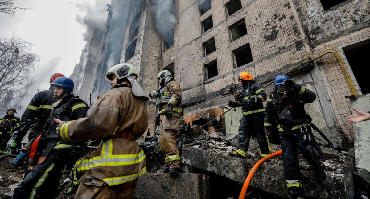 Rusia atacó Kiev y Járkov en Ucrania y dejó al menos cinco civiles muertos. Foto: EFE.