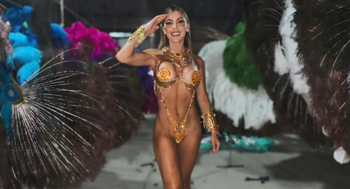 La esposa de Lisandro Martínez en el Carnaval de Gualeguaychú. Foto: redes sociales.