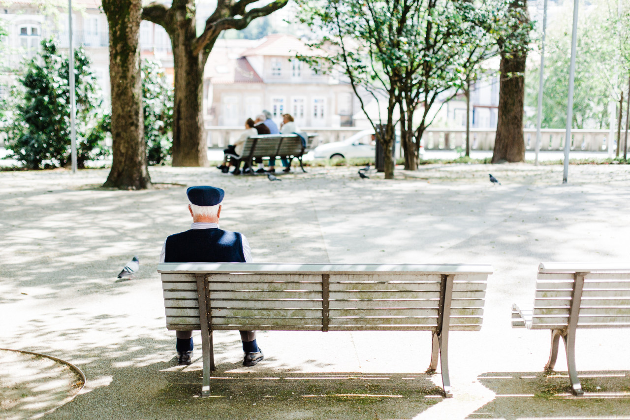 Personas adultas, adultos mayores. Foto: Unsplash.