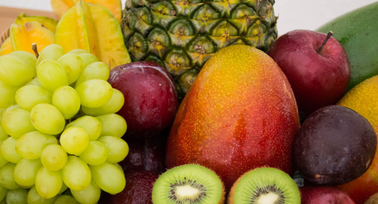 Frutas, fibra, dieta saludables. Foto: Unsplash