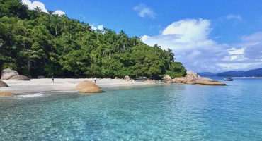 Isla Campeche, Florianópolis. Foto Instagram @ilhadocampeche.apaaps.