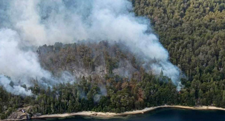 Incendios en Bariloche. Foto Télam.