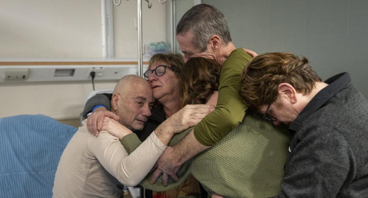 Rehenes argentinos liberados por Israel. Foto: EFE.