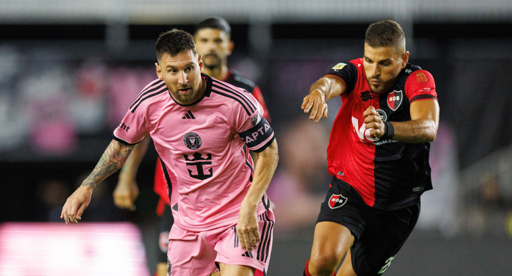 Lionel Messi en el amistoso del Inter Miami ante Newell's Old Boys. Foto: NA.