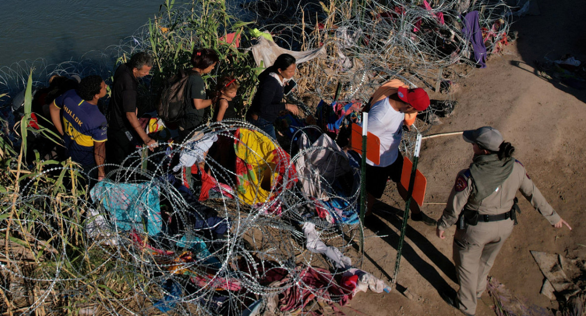 Migración ilegal en Texas. Foto: Reuters