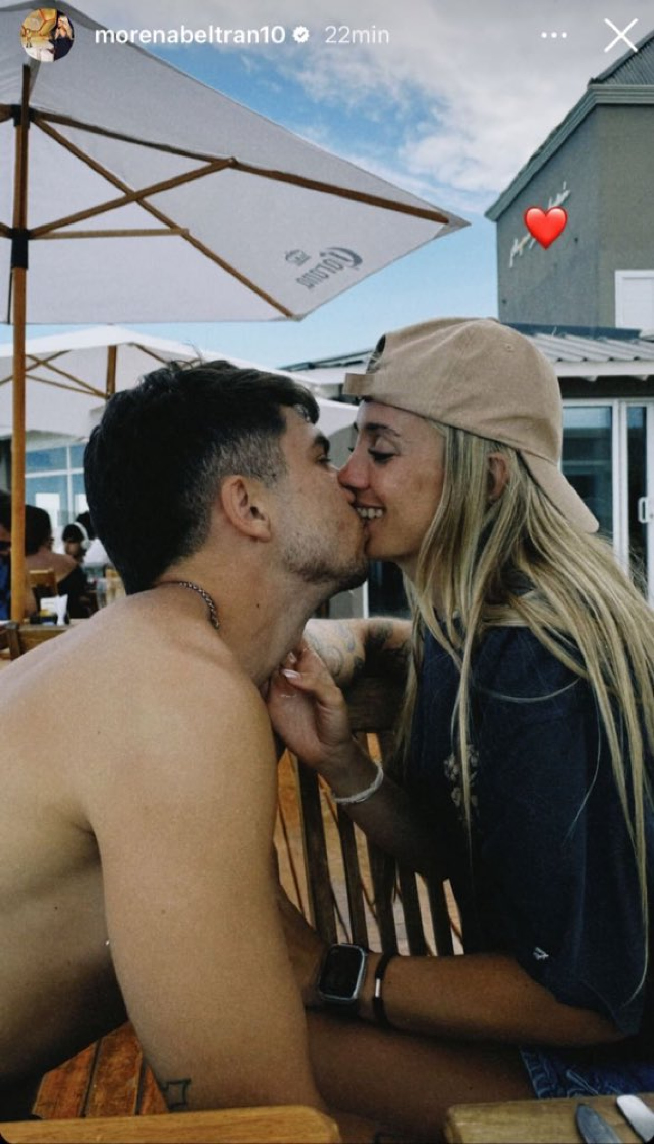 Incipiente amor entre Beltrán y Blondel. Foto: Instagram @morenabeltran10