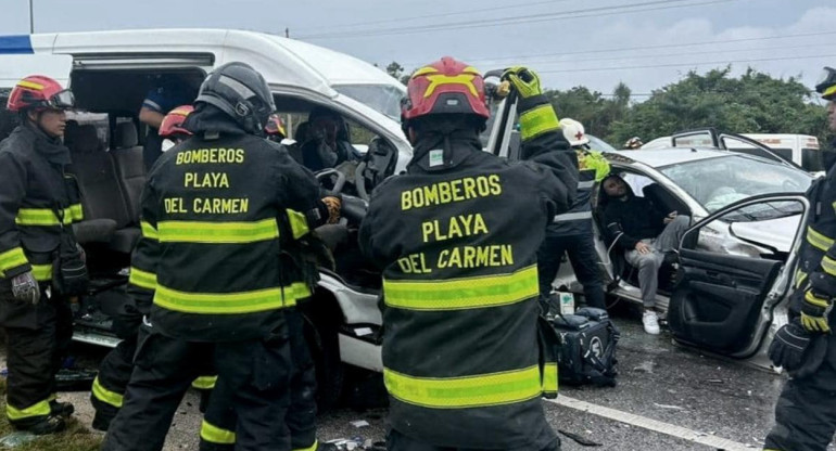 Accidente en México. Foto: Crédito FB Municipio Oficial.