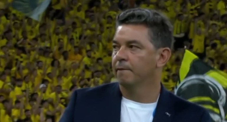 Reacción de Marcelo Gallardo en el partido entre el Al-Ittihad y el Navbahor por la Champions League de Asia. Foto: Captura de video.