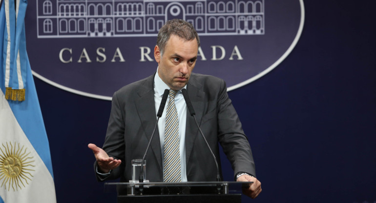 Conferencia de prensa de Manuel Adorni. Foto: NA.