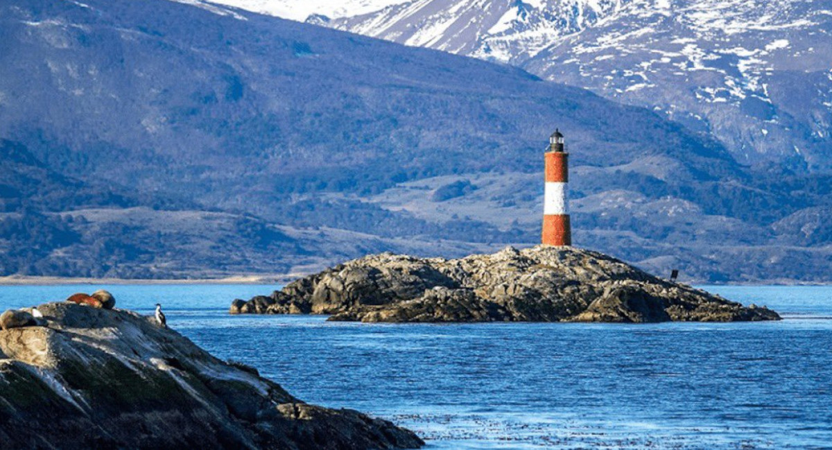 Canal Beagle, Ushuaia, Tierra del Fuego. Foto X.