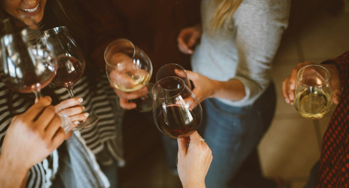 Vino, consumo de bebidas alcohólicas. Foto: Unsplash.