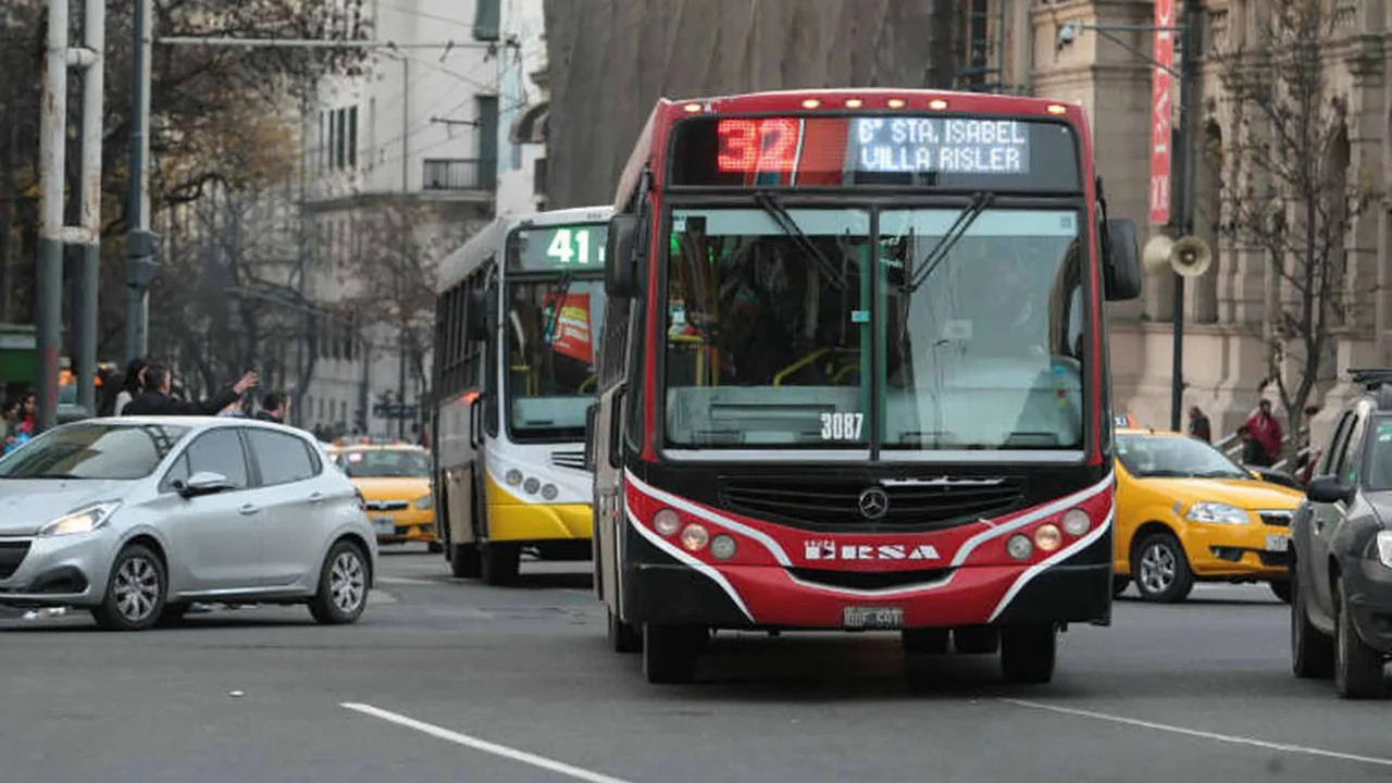 Paro de colectivos. Foto: NA.