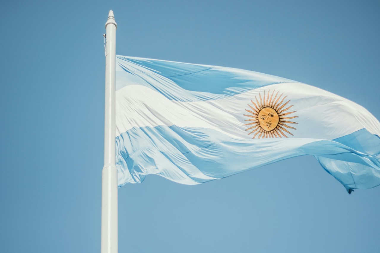Bandera argentina. Foto: Unsplash.