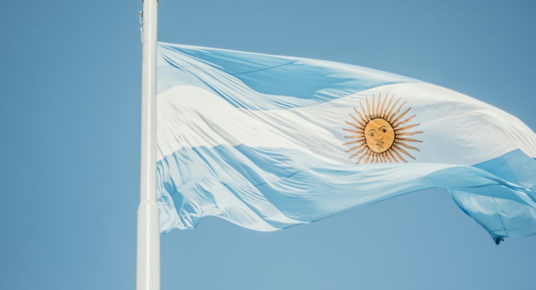 Bandera argentina. Foto: Unsplash.