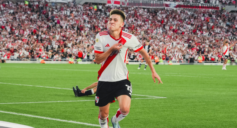 Claudio Echeverri; River vs Gimnasia LP. Foto: NA