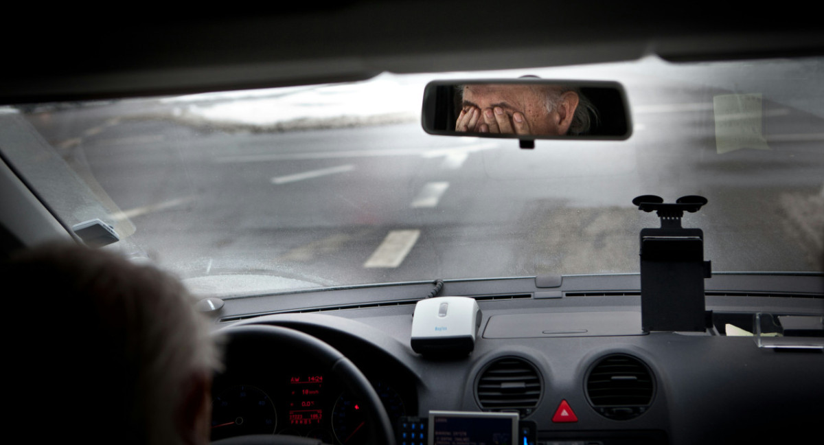 Cansancio en el auto. Foto: Unsplash