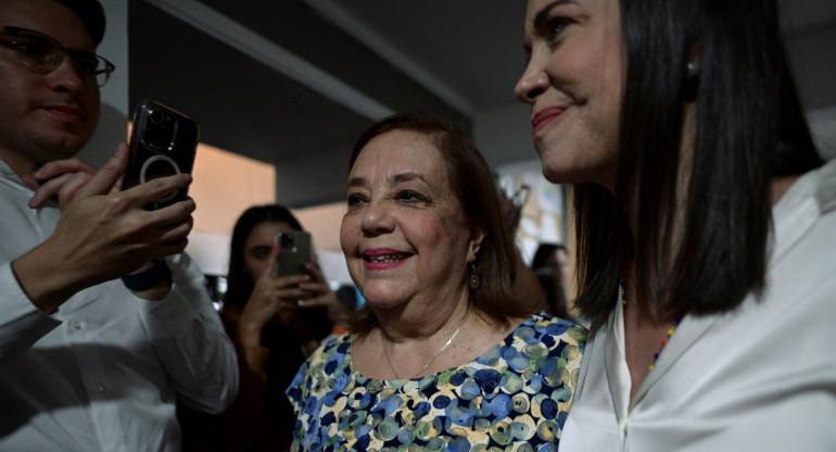 María Corina Machado y Corina Yoris Villasana. Foto: Reuters