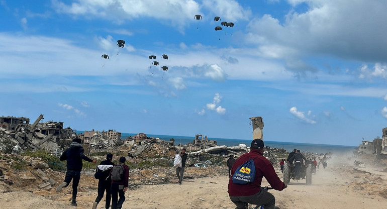 Ayuda humanitaria en las costas de la Franja de Gaza. Foto: Reuters.