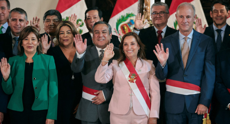 Dina Boluarte cambia a miembros de su gabinete. Foto: Reuters.