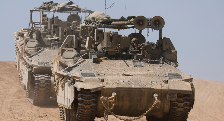 Tanques de Israel en Gaza. Foto: Reuters.