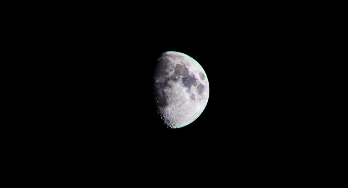 Luna Mimas. Foto: Unsplash.