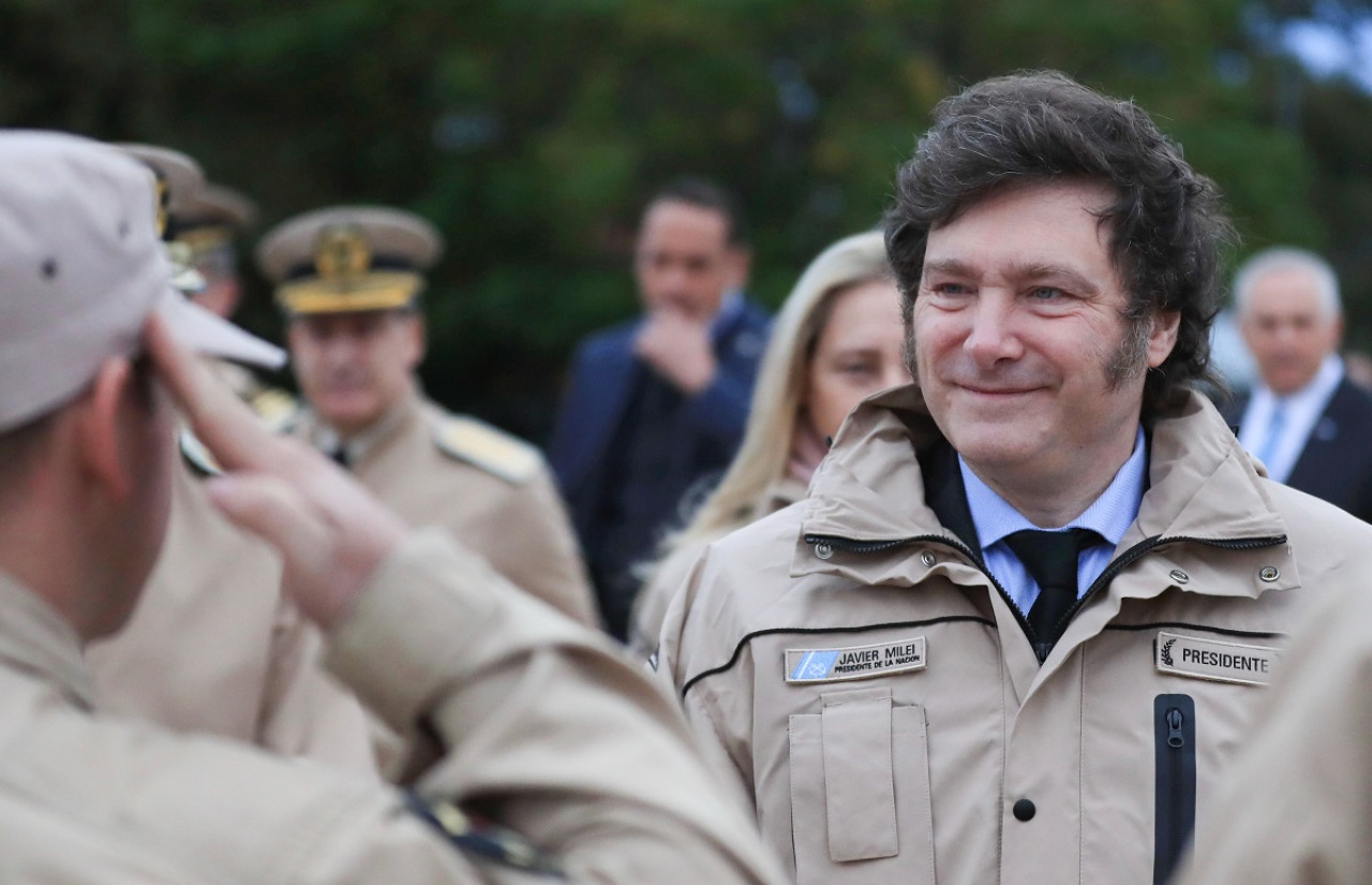 Javier Milei recibió al USCGC James, de la Guardia Costera norteamericana. Foto: NA.