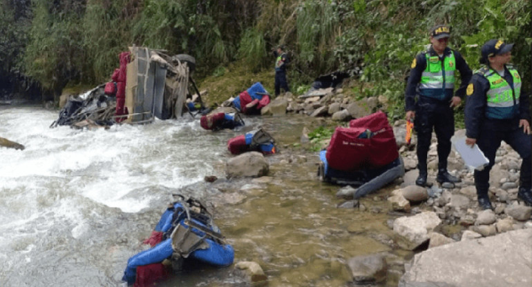 Trágico accidente de tráfico en Perú . Foto: X