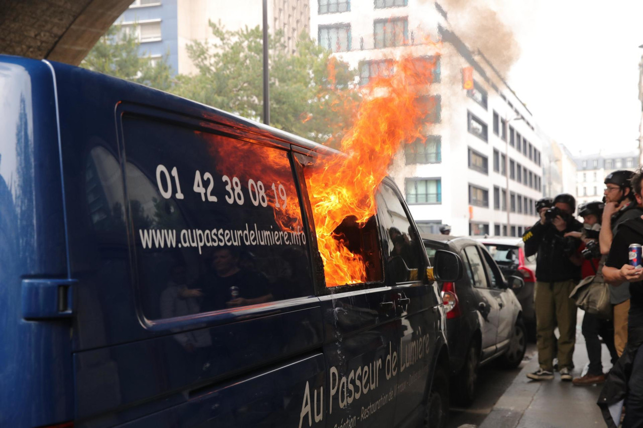 Protestas en Francia por el Día del Trabajador. Foto: EFE.