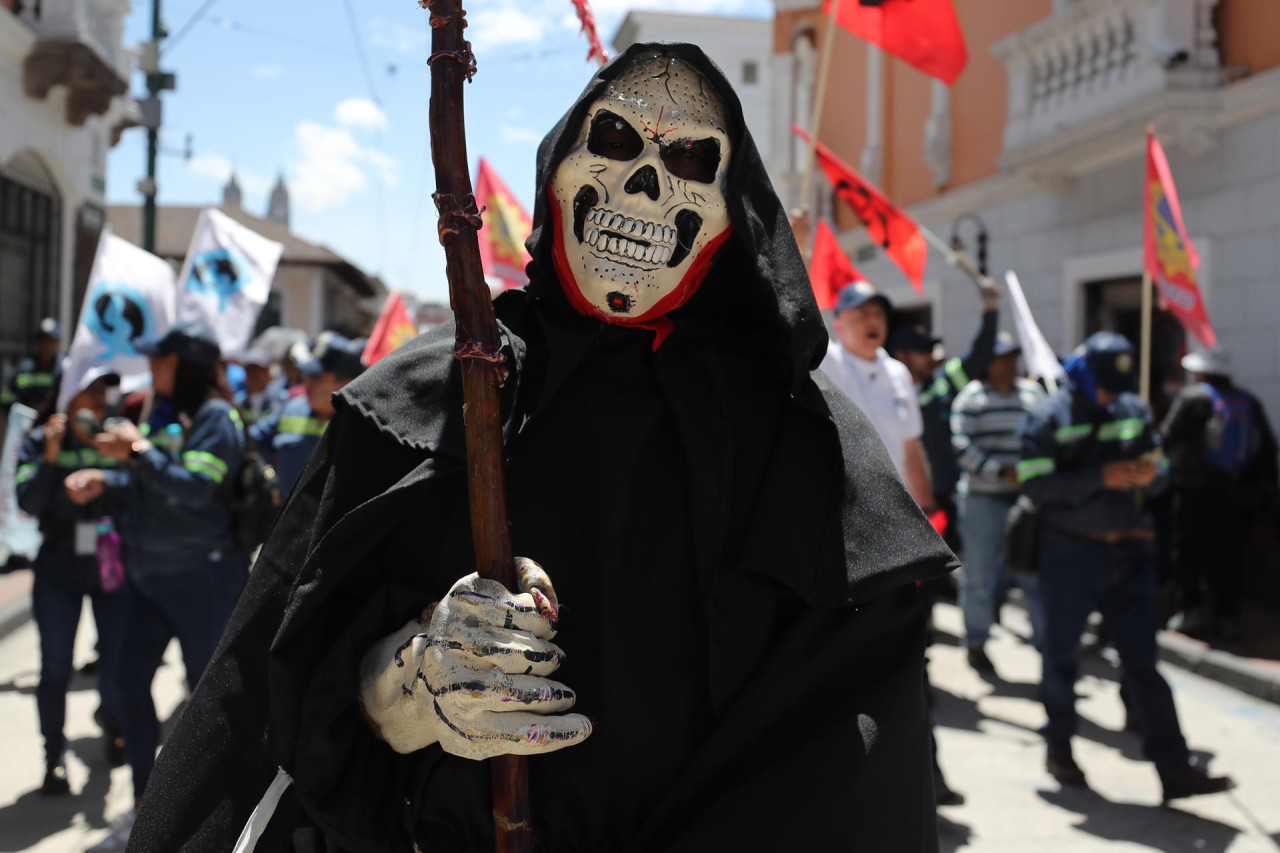 Marcha por el Día del Trabajador en Ecuador. Foto: EFE.