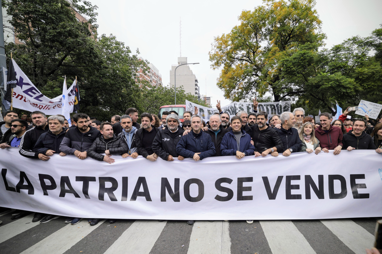 Axel Kicillof en el acto por el Día del Trabajador y la Trabajadora. Foto: Prensa.