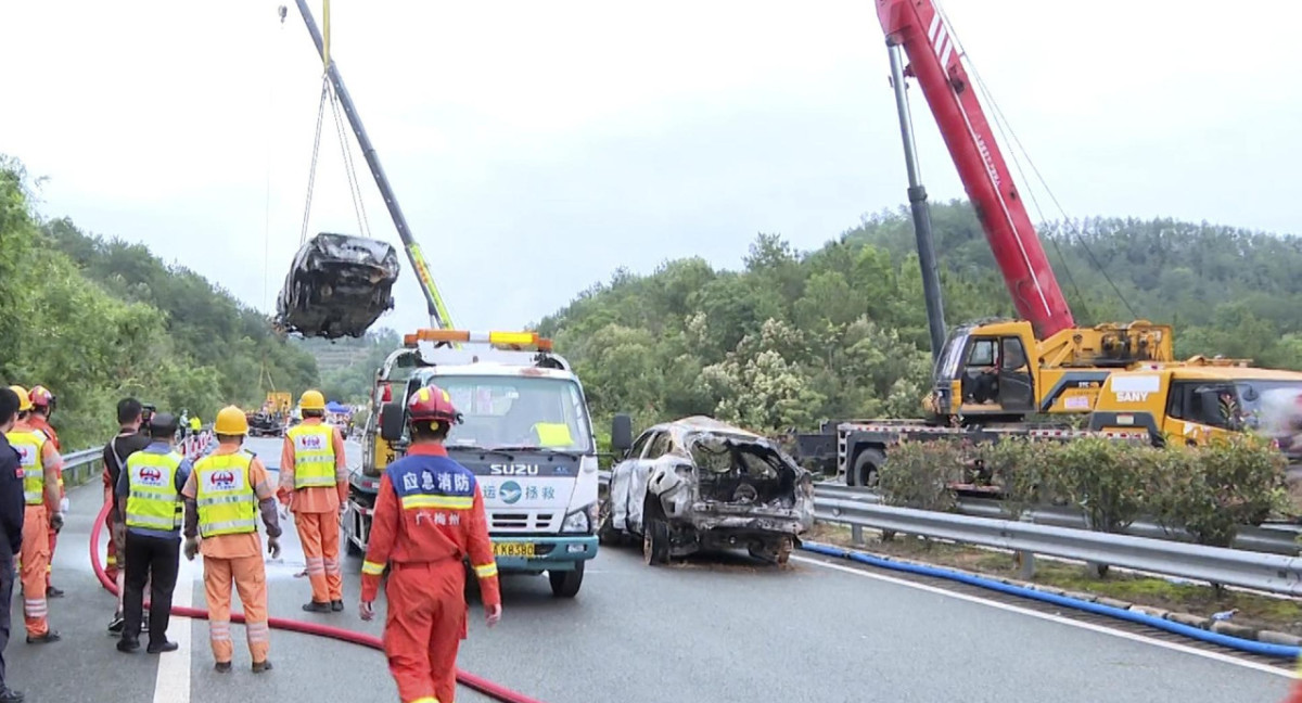 Derrumbe de una autopista en China. Foto: EFE.