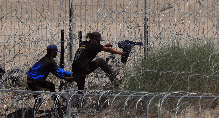 Frontera México-Estados Unidos; migrantes. Foto: EFE