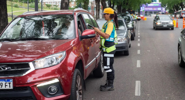 Control de tránsito; multas. Foto: Gobierno de la Ciudad