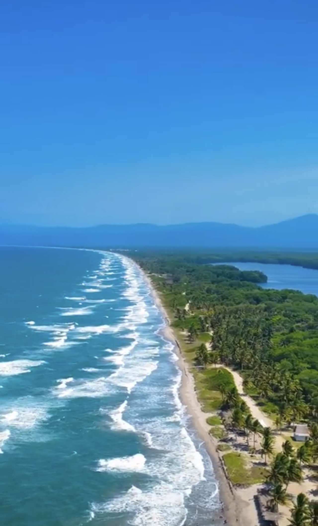 Tela, la joya turística en el Caribe de Honduras. Foto X.