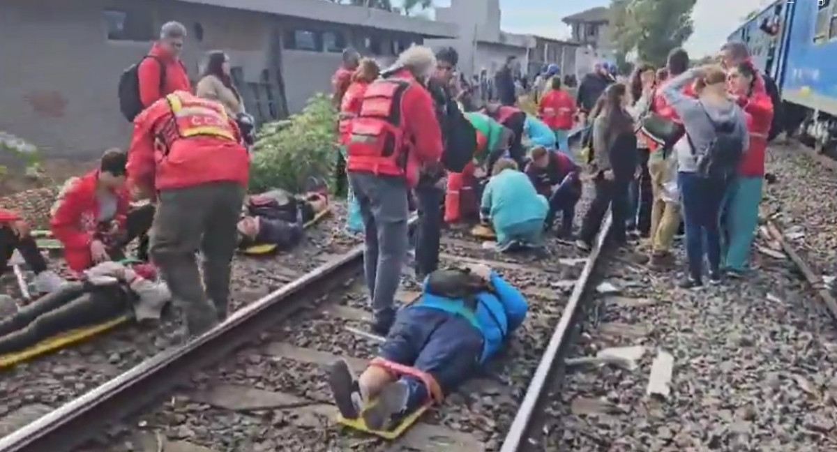 Atención de los heridos. Foto: Captura video.