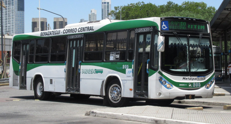 Cambia el recorrido de la empresa de colectivos. Foto: X @159MOQSA