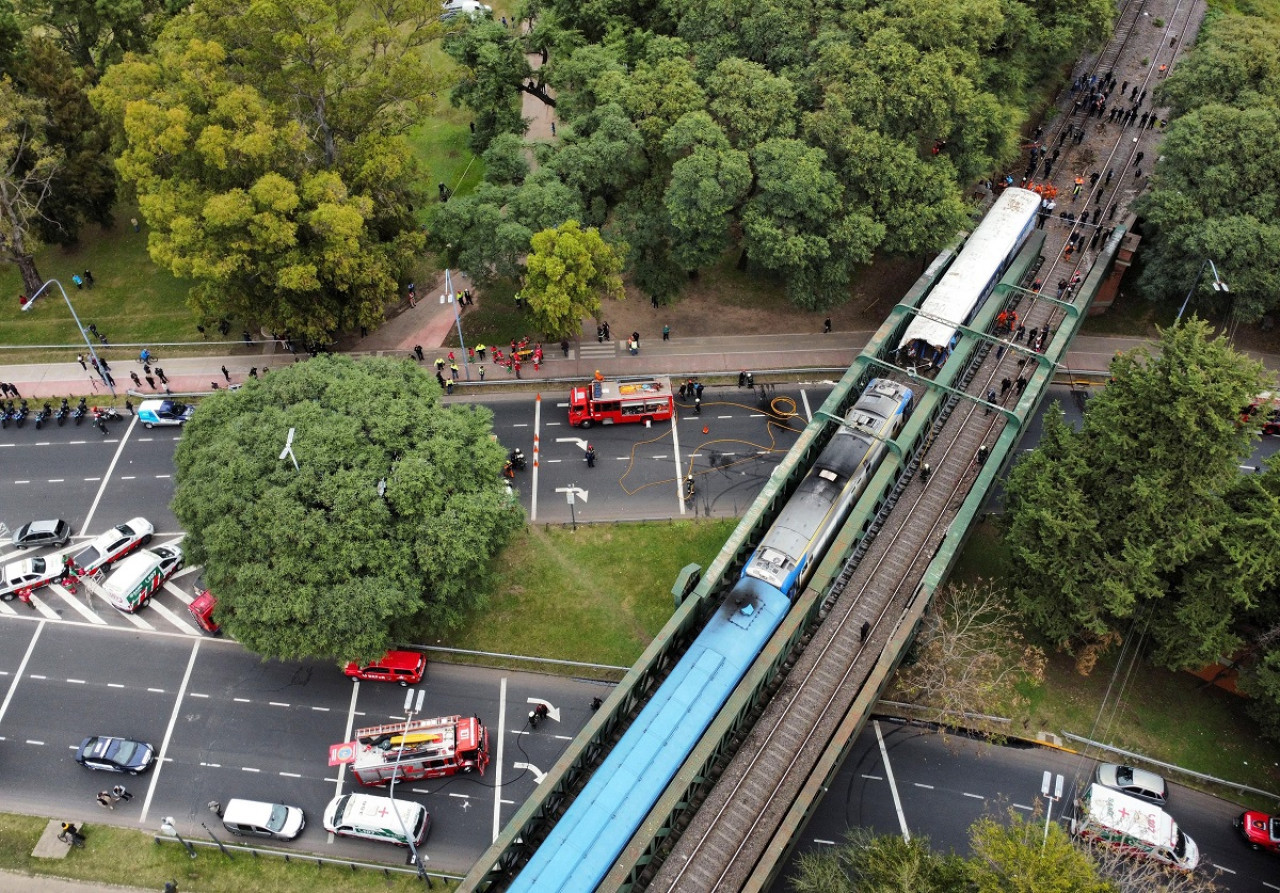 Choque del tren San Martín en el viaducto de Palermo. Foto: NA.