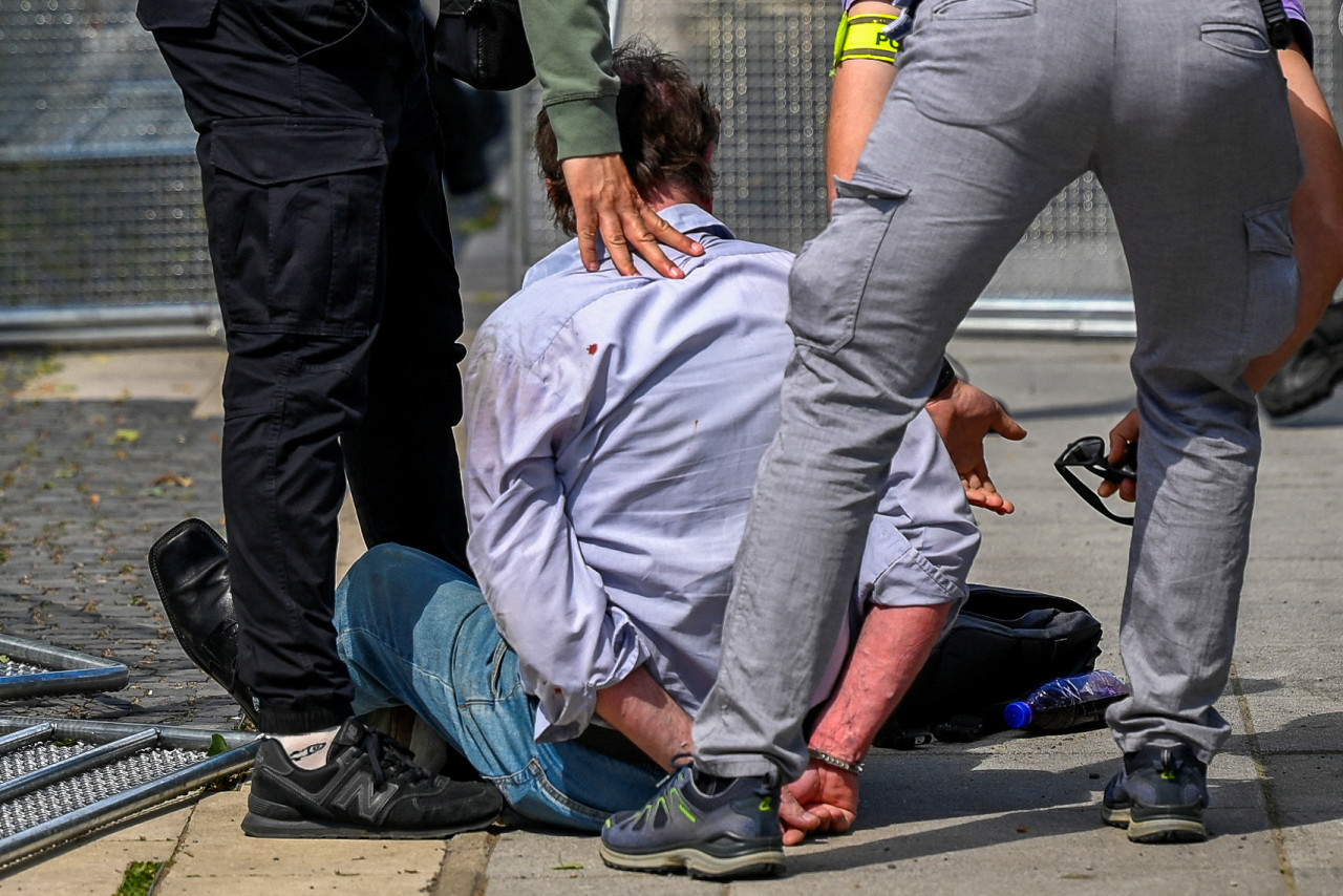 Detuvieron a una  persona tras el atentado. Foto: Reuters.